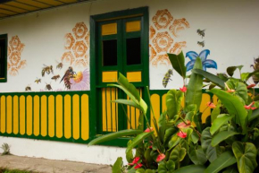  The Plantation House Travellers Hostel  Саленто